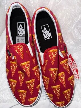NWT Vans Pepperoni Pizza Late Night Eats Classic Slip On Shoes Sneakers RARE